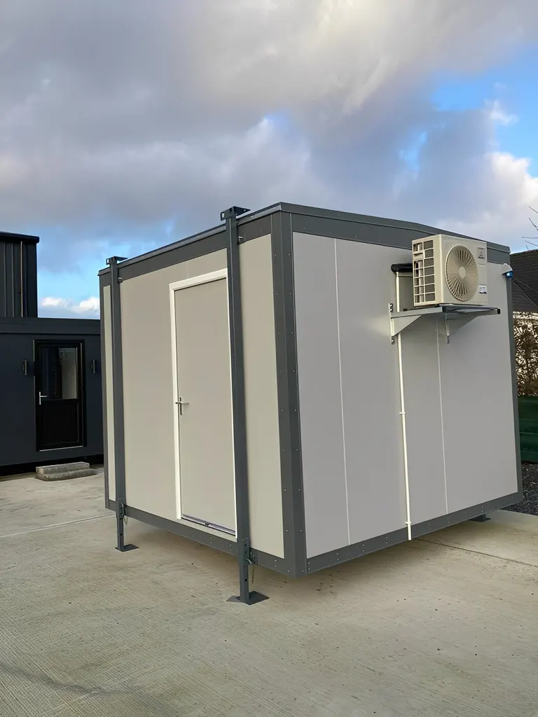 10ft × 10ft Jackleg Cabin (Site Cabin with A/C) – Portable Office or Accommodation
