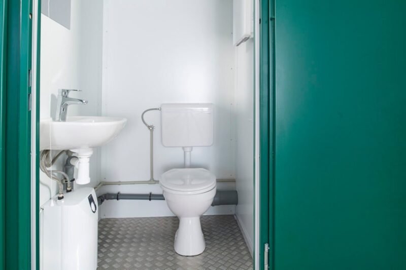 1+1 Double Mains Toilet for Sale - Image 2